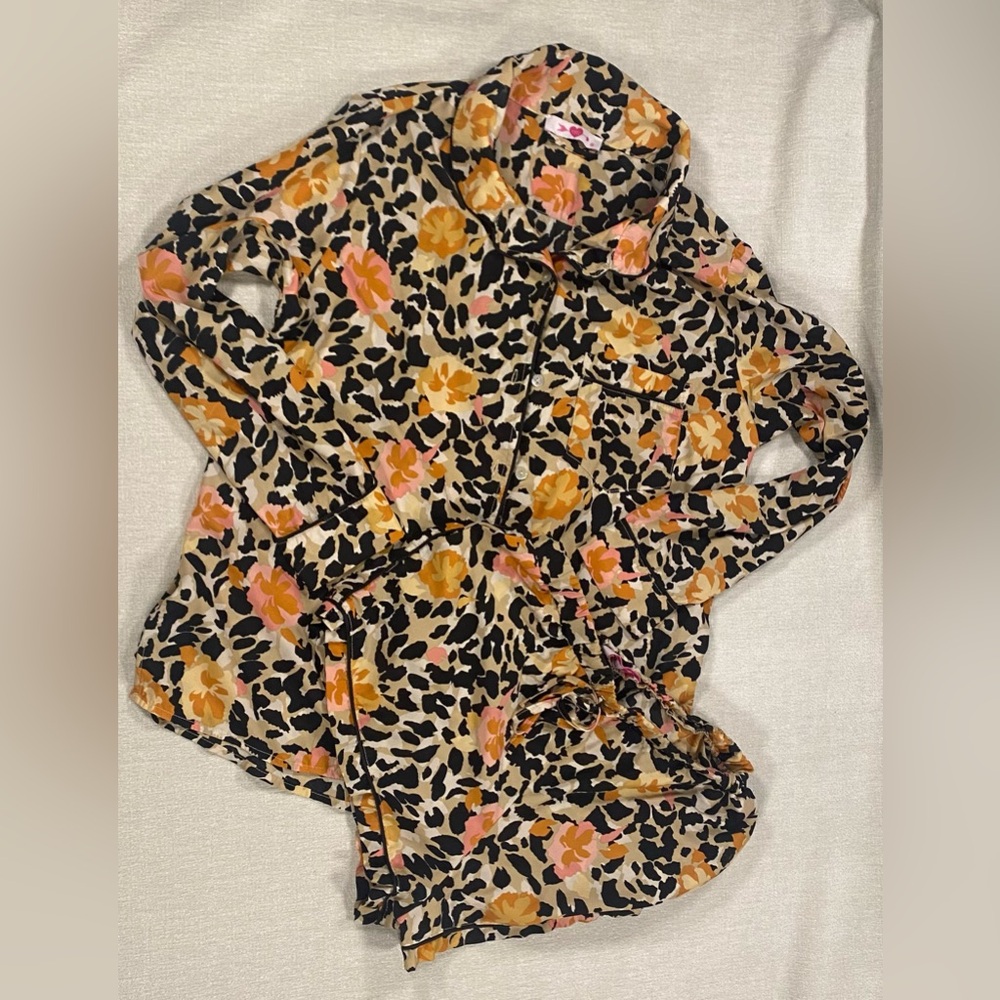 NWOT 2pc Buddy Love 3 Pocket Leopard Print PJ Set Floral Jungle Pink Mustard